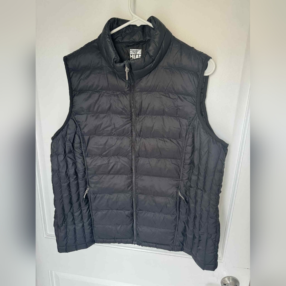 32 Degrees Men’s Black Puffer Vest Full Zip Packable Zip Size XL